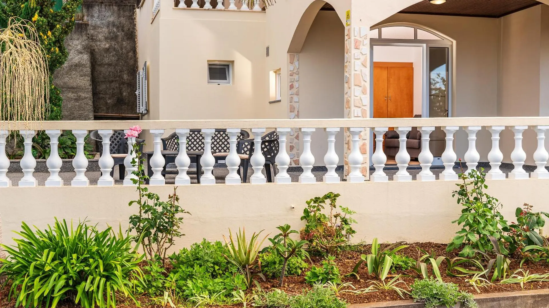 Апартаменты Casa Estrela Dos Reis Estreito Da Calheta 0*,  Португалия