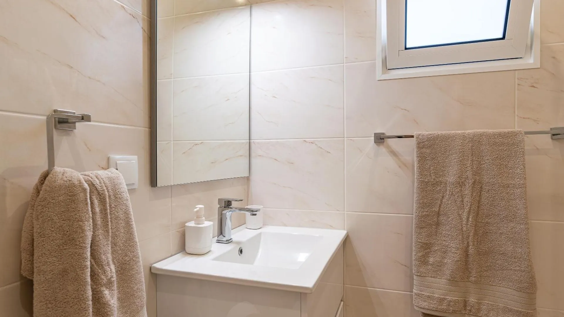 Апартаменты Casa Estrela Dos Reis Estreito Da Calheta